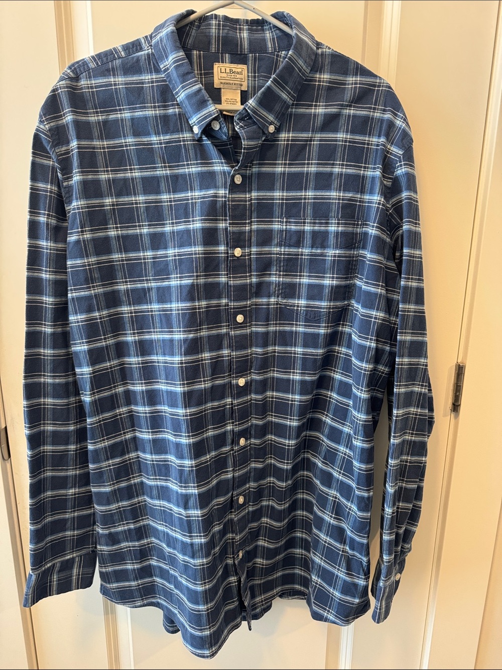 L.L. Bean Men's Navy and Light Blue Plaid Button-Down Shirt XL Tall